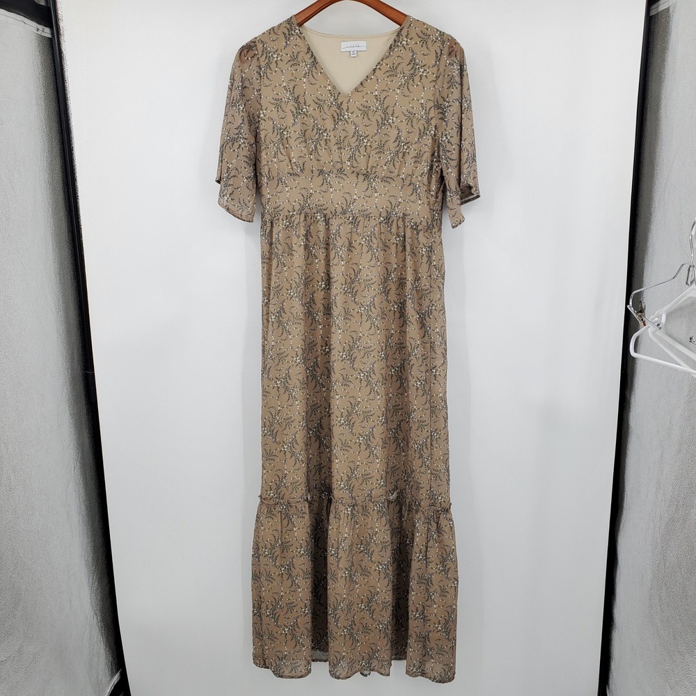 One Loved Babe Tan Floral V-Neck Smocked Back Tiered Maxi Dress M Cottage Boho